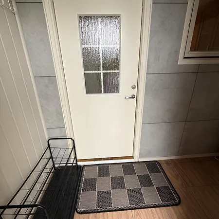 Cozy Private With Separate Entrance